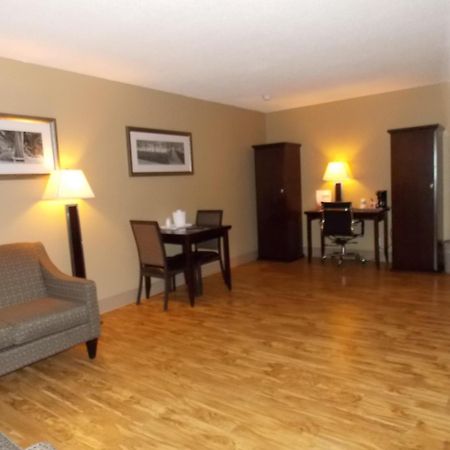 Stonebridge Hotel Fort Mcmurray Pokój zdjęcie