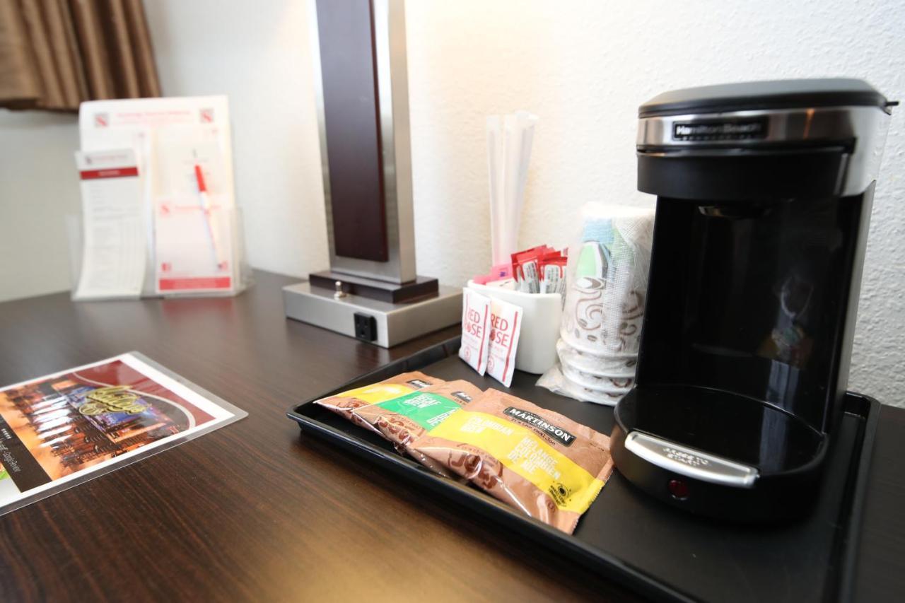 Stonebridge Hotel Fort Mcmurray Zewnętrze zdjęcie