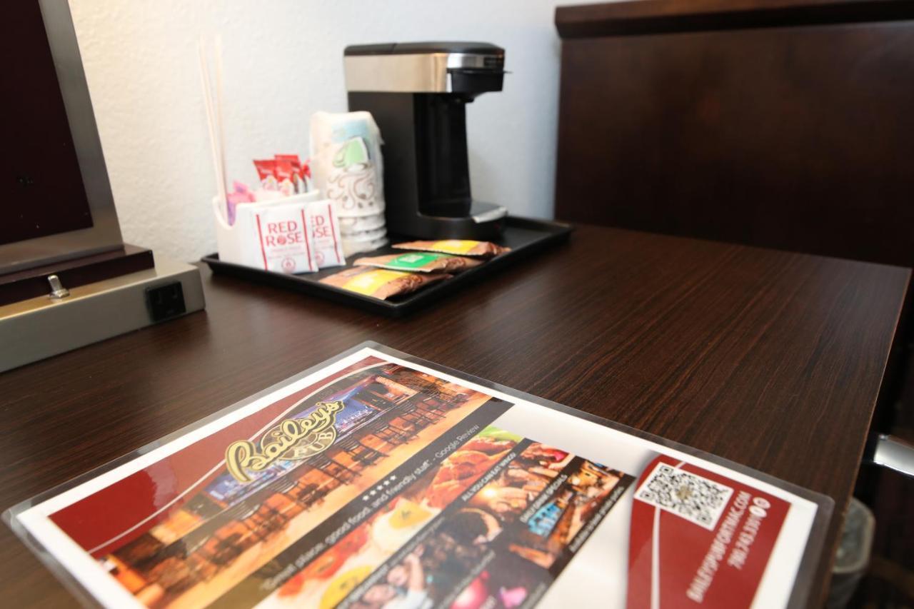 Stonebridge Hotel Fort Mcmurray Zewnętrze zdjęcie