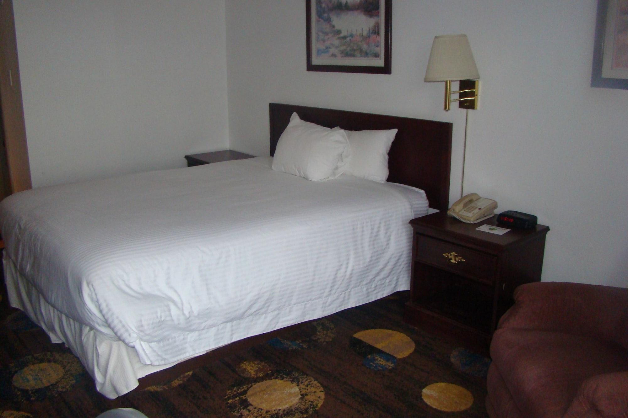 Stonebridge Hotel Fort Mcmurray Zewnętrze zdjęcie
