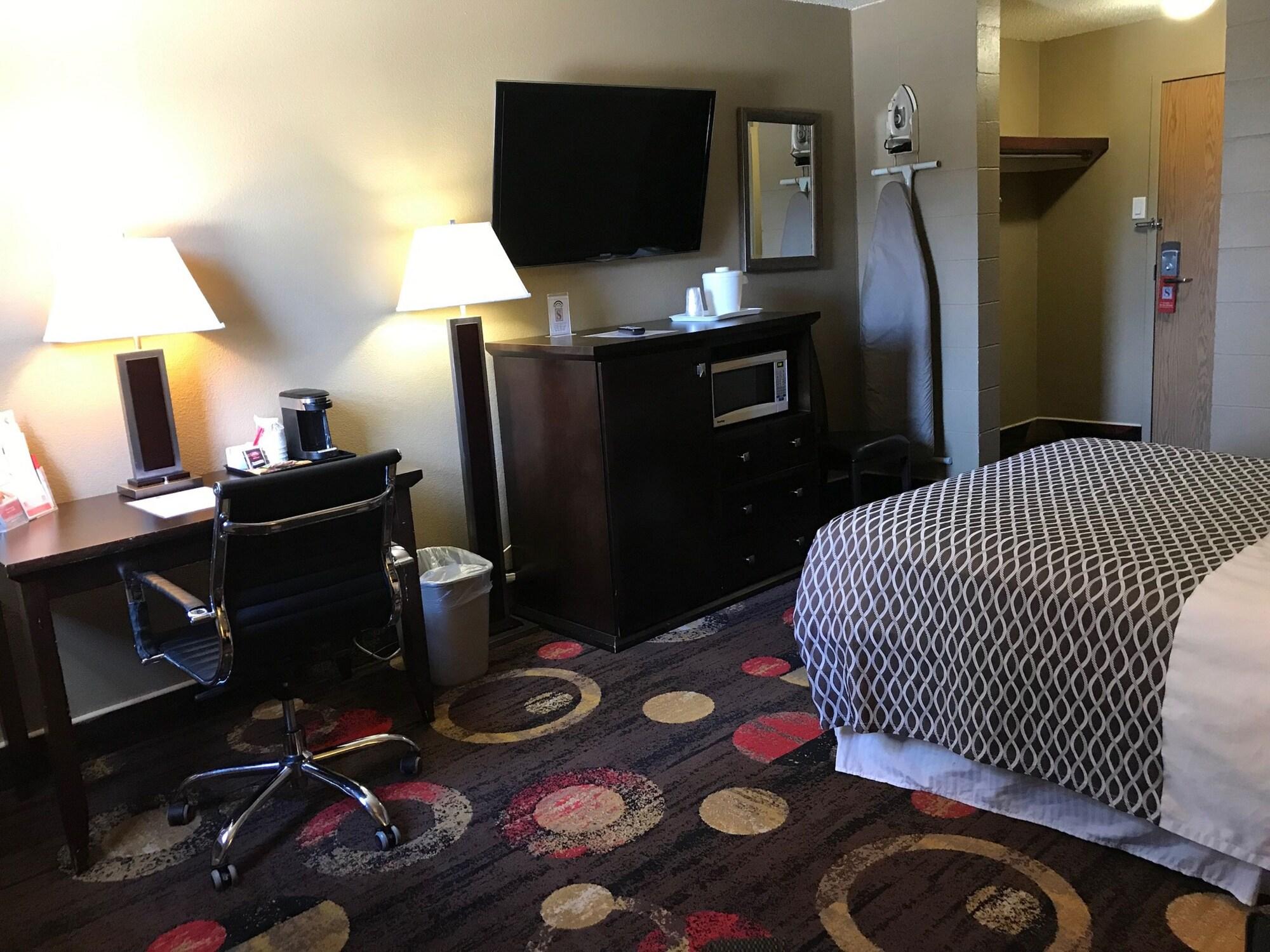 Stonebridge Hotel Fort Mcmurray Zewnętrze zdjęcie